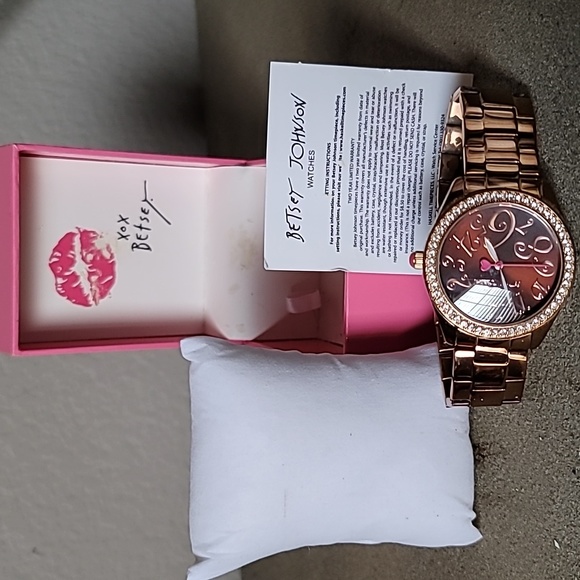 Vintage BETSEY JOHNSON Rose Gold and Crystal Watch. - Picture 1 of 8